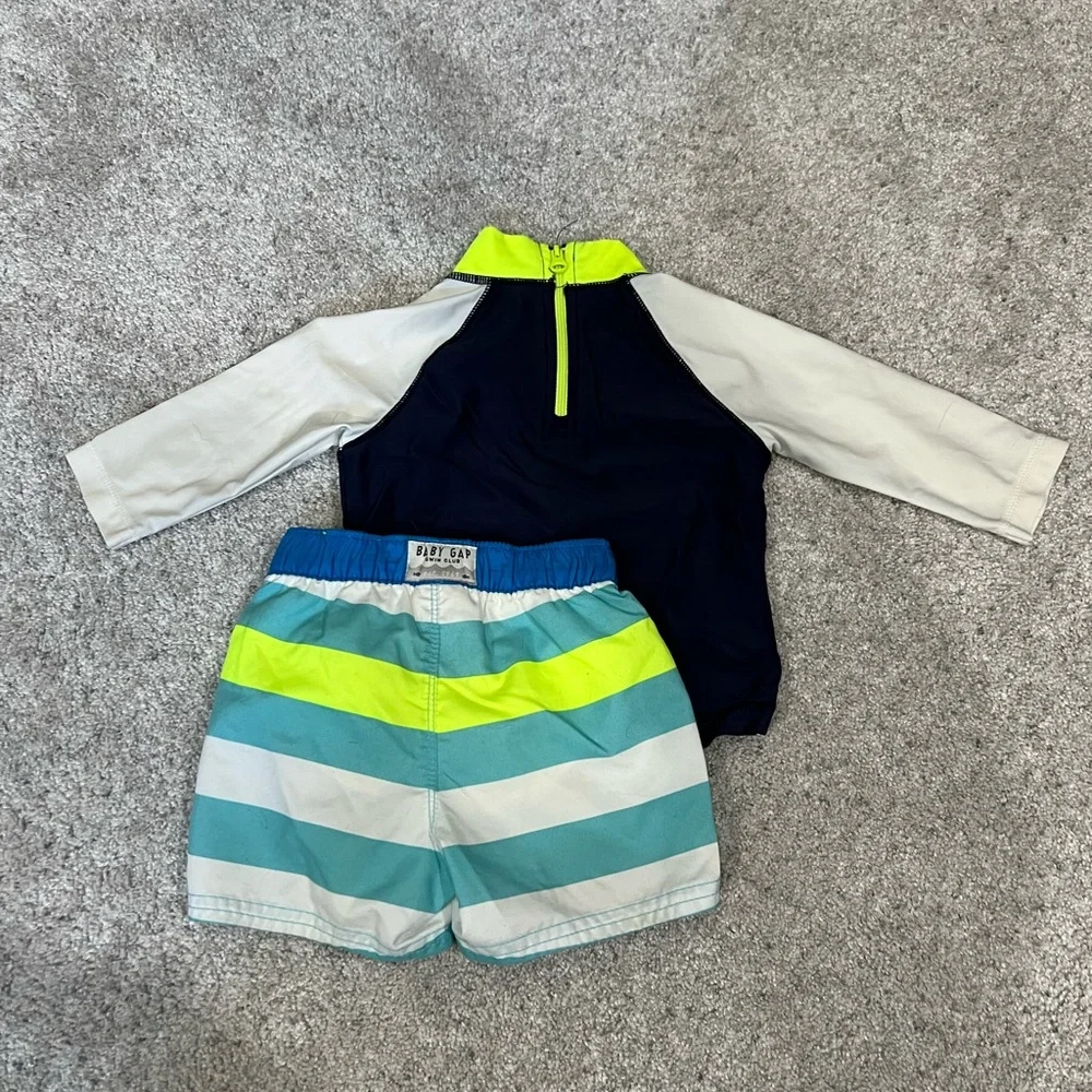 GAP Baby Rash Guard Swim Trunks Set - Picture 2 of 5